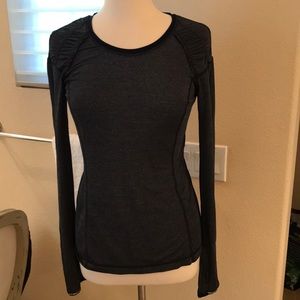 Lululemon top